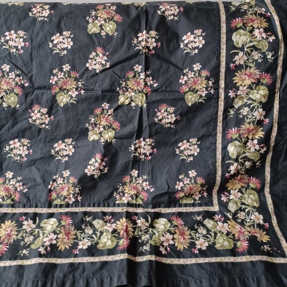 Williams and Sonoma Black and floral print tablecloth70" x 90 ”